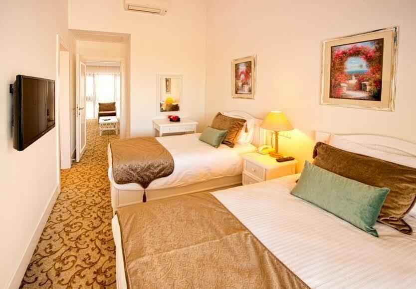 The Olive Tree Hotel Agios Epiktitos Екстериор снимка